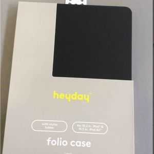 NWT. heyday Apple folio case​